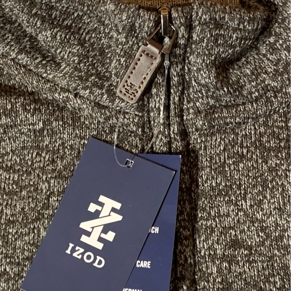 Men’s 2XL Izod quarter zip fleece inside sweater outside in Heather Gray & black - Picture 5 of 10